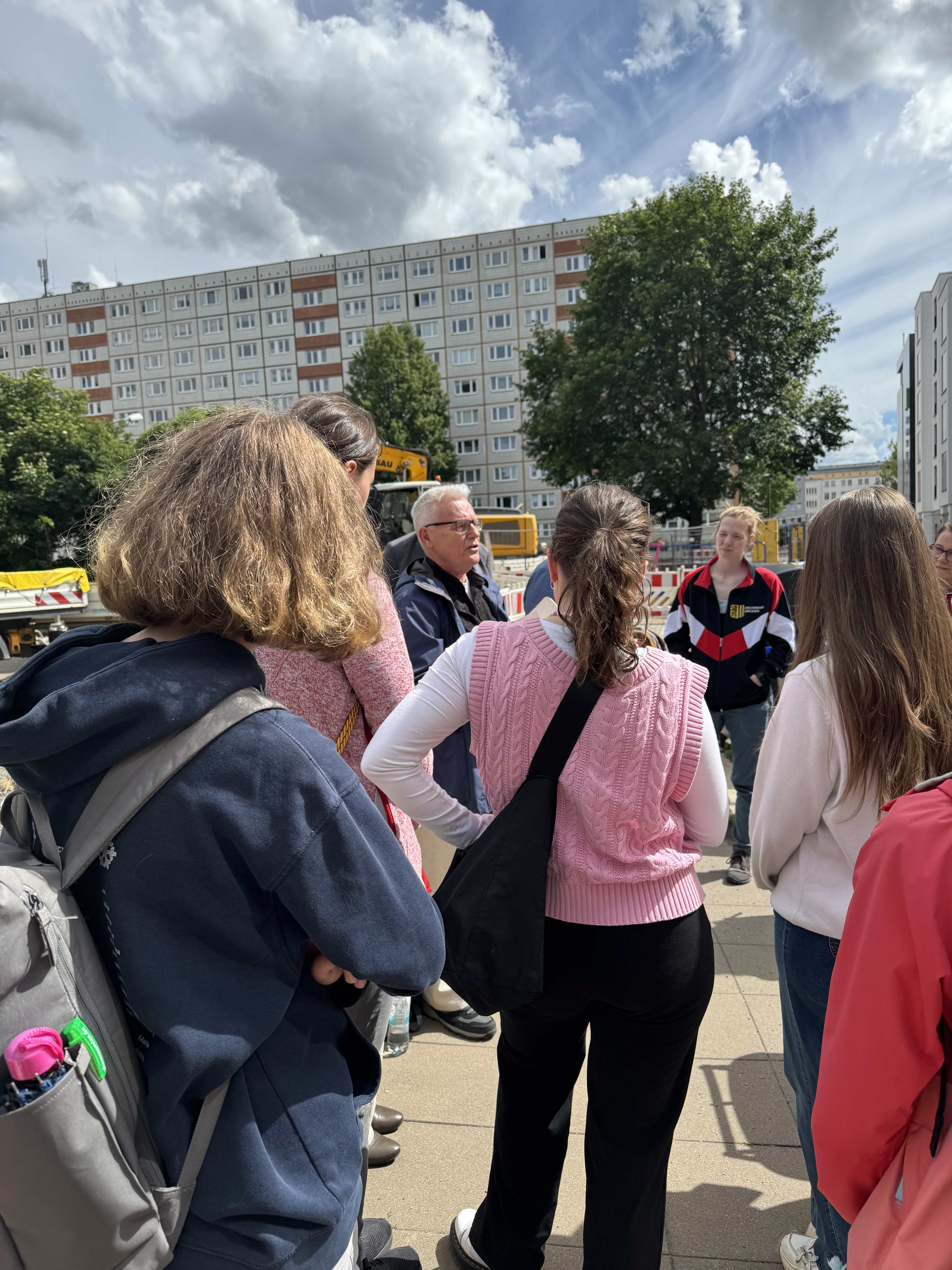 Führung von Studierenden der Otto-von-Guericke-Universität 1